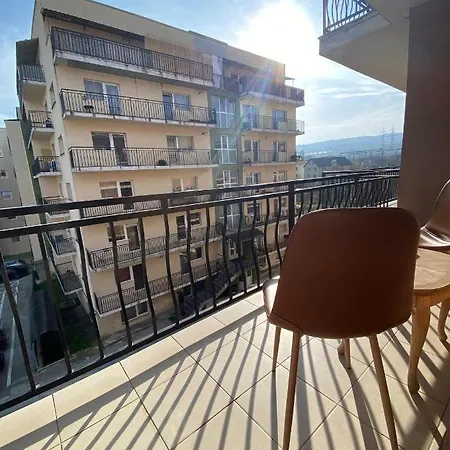 Cozy 2 Bedroom Private Parking * Kolozsvár